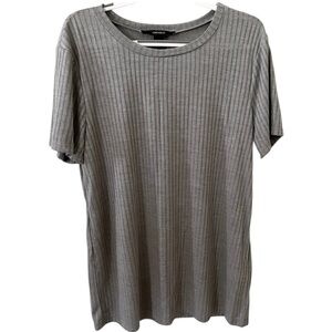 Forever 21 T-shirt blouse for women gray